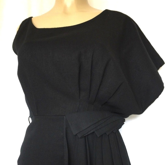 Cher Michel Klein Black Dress Asymmetric Sleeveles - Picture 5 of 8